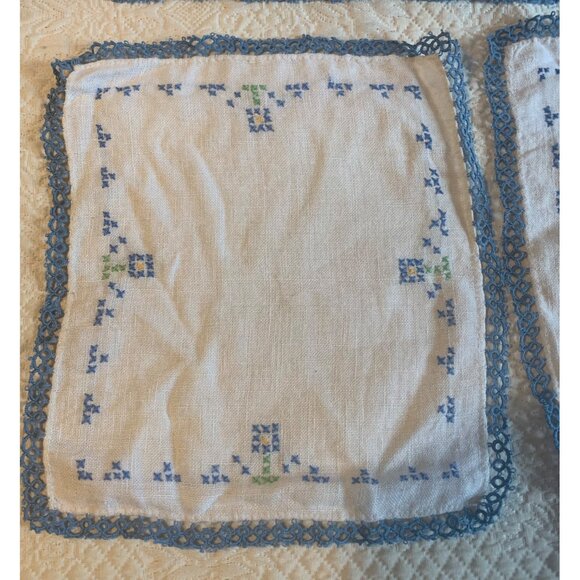Vintage blue lace and flower cross stitch doilies set of 3 - Picture 8 of 14